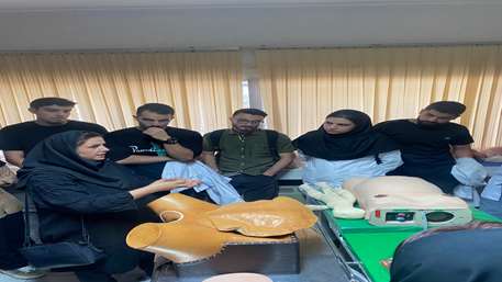 گروه زنان